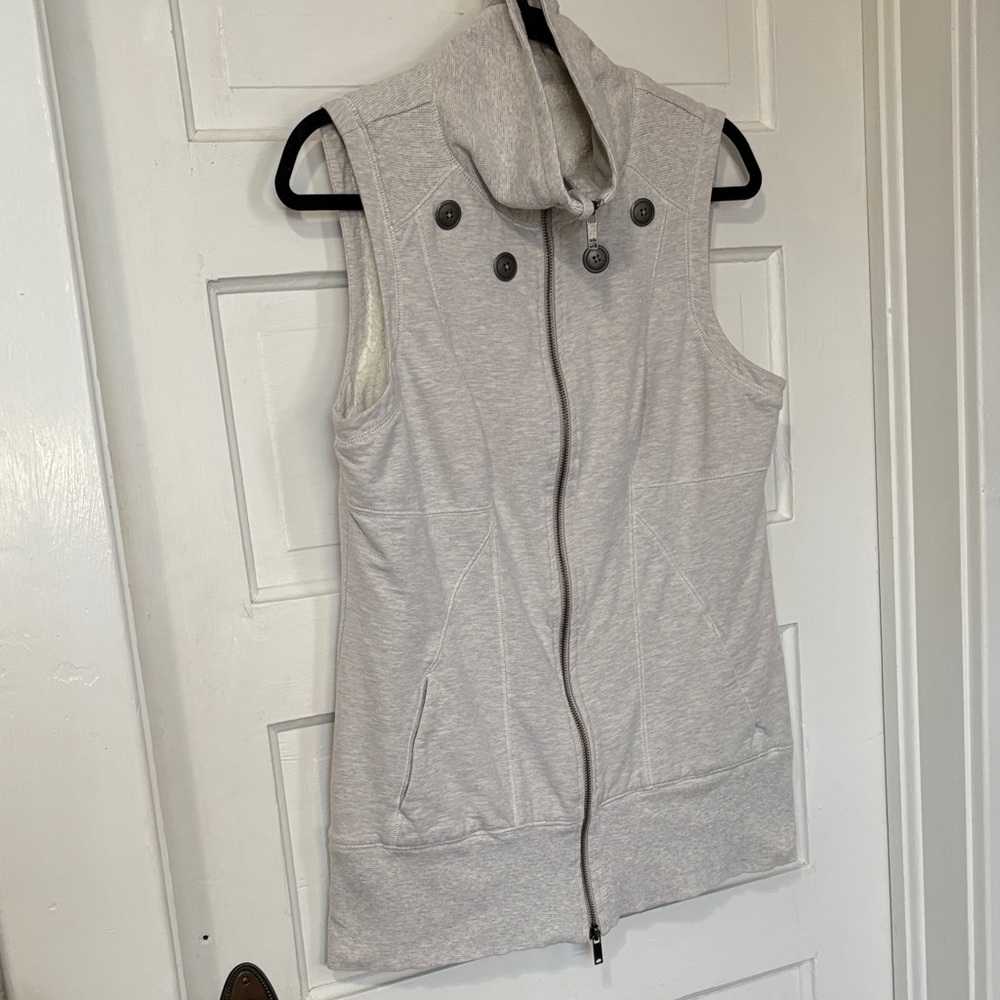 Zella Light Heather Gray Sleeveless Zip Vest